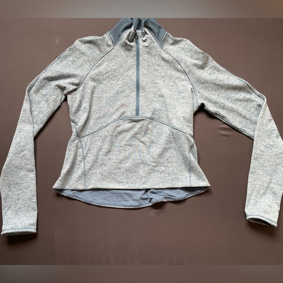 Lululemon athletic top long sleeve zip up - Picture 1 of 3